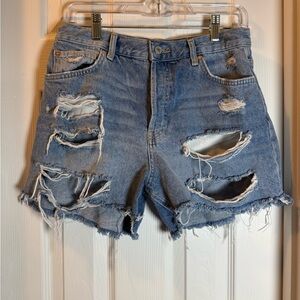 Costal Cowgirl Free People “We The Free”Mid-Rise Distress Denim festival shorts